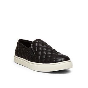 Size 7 1/2 Steve Madden Eccentric Slip on Sneakers